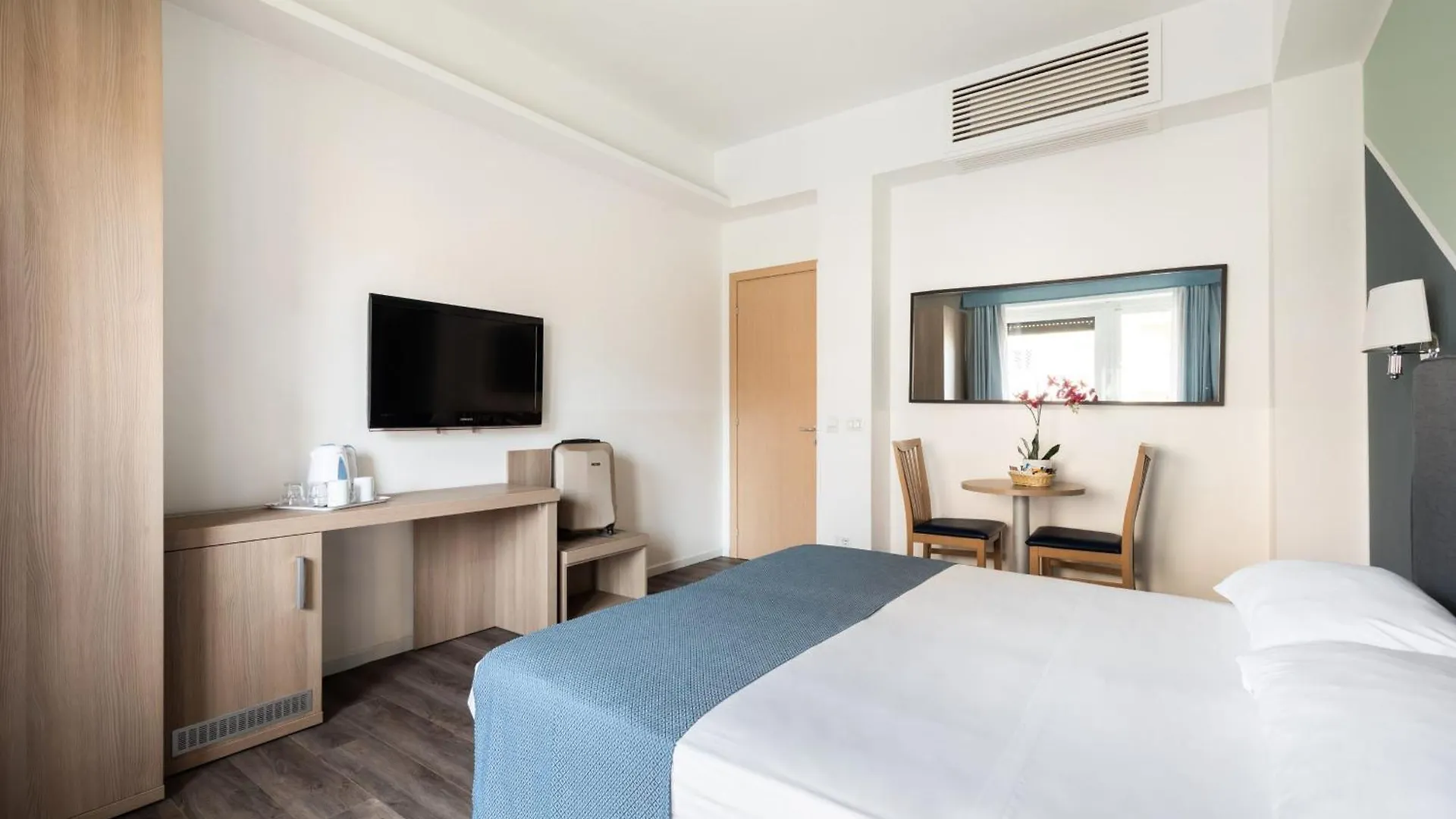 Fleming Suites By Hili Rome 3*,